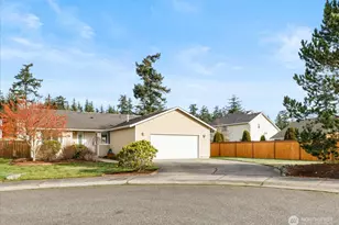1020 NW 14th Way, Oak Harbor, WA 98277 - Photo 1