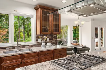 16707 NE 124th Street, Redmond, WA 98052 - Photo 11