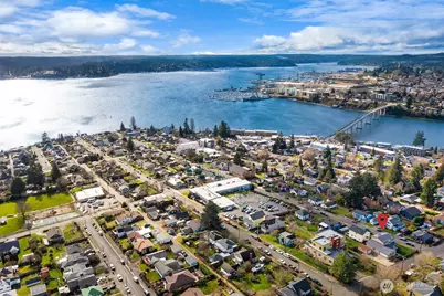 2401 E 16th Street, Bremerton, WA 98310 - Photo 29