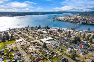 2401 E 16th St, Bremerton, WA 98310 - Photo 29