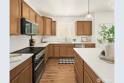 2401 E 16th Street, Bremerton, WA 98310 - Photo 5