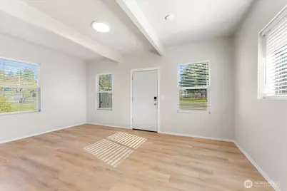 6416 S Mason Avenue, Tacoma, WA 98409 - Photo 5