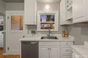 2002 State St, Everett, WA 98201 - Photo 11