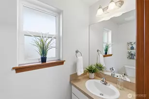 434 Oak Hill Ln, Burlington, WA 98233 - Photo 7