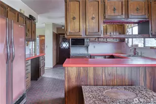 1440 Peltier Dr, Point Roberts, WA 98281 - Photo 9