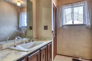 1440 Peltier Dr, Point Roberts, WA 98281 - Photo 15