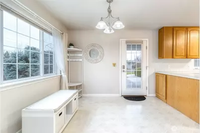 1525 SE Valley View Terrace, College Place, WA 99324 - Photo 9