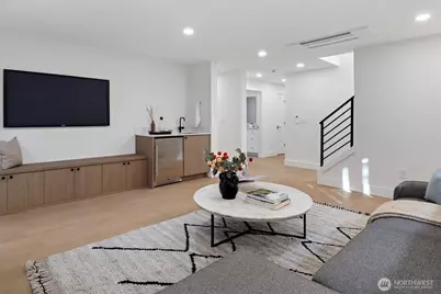 2515 35th Avenue W, Seattle, WA 98199 - Photo 15