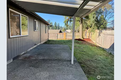 704 NE Normandy, Bremerton, WA 98310 - Photo 17