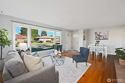 1704 Rainier Street, Sumner, WA 98390 - Photo 3