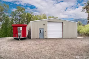 2120 Malaga Alcoa Hwy, Wenatchee, WA 98828 - Photo 9