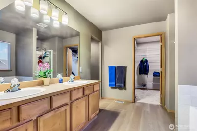 9406 225th Way NE, Redmond, WA 98053 - Photo 15