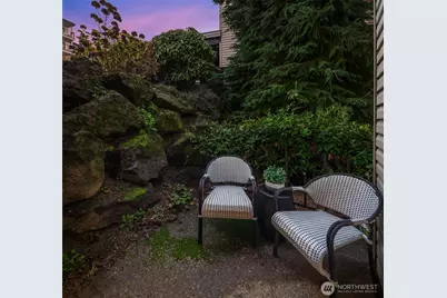 3608 26th Place W #201, Seattle, WA 98199 - Photo 19