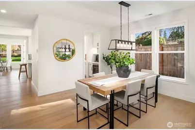 720 20th Avenue W, Kirkland, WA 98033 - Photo 5