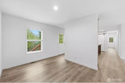 501 Haussler Road, Kelso, WA 98626 - Photo 9