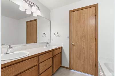 19411 12th Avenue Ct E, Spanaway, WA 98387 - Photo 27