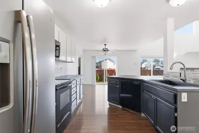 19411 12th Avenue Ct E, Spanaway, WA 98387 - Photo 9