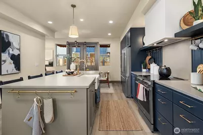 5037 25th Avenue SW, Seattle, WA 98106 - Photo 7