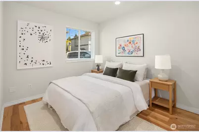 6042 B 41st Avenue SW, Seattle, WA 98136 - Photo 3