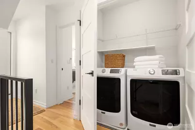 6042 B 41st Avenue SW, Seattle, WA 98136 - Photo 19