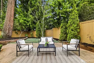 23928 SE 42nd Pl, Sammamish, WA 98029 - Photo 31