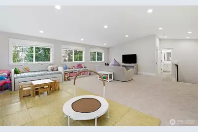 4716 48th Avenue NE, Seattle, WA 98105 - Photo 27