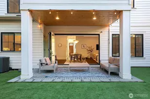 4716 48th Ave NE, Seattle, WA 98105 - Photo 7