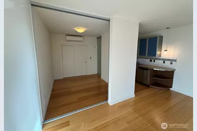 3104 Western Avenue #215, Seattle, WA 98121 - Photo 11