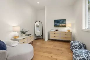 11710 Arrow Point Dr NE, Bainbridge Island, WA 98110 - Photo 17