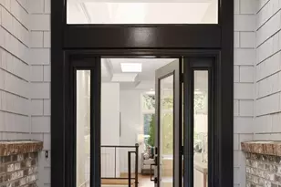 11710 Arrow Point Dr NE, Bainbridge Island, WA 98110 - Photo 3