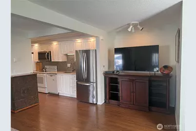 329 7th Street SE #1, Puyallup, WA 98371 - Photo 13