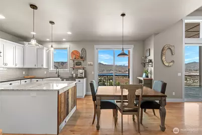 2910 N Baker Avenue, East Wenatchee, WA 98802 - Photo 13