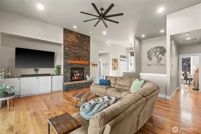 2910 N Baker Avenue, East Wenatchee, WA 98802 - Photo 5