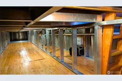 2040 Westlake Avenue N #17, Seattle, WA 98109 - Photo 19