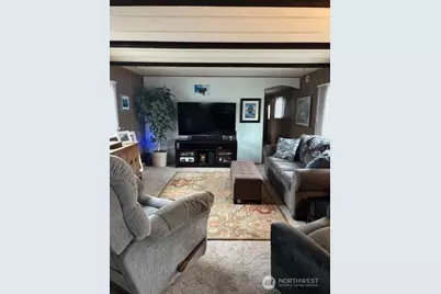 1137 Spruce Drive, Enumclaw, WA 98022 - Photo 3