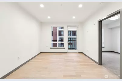 11903 NE 128th Street #320, Kirkland, WA 98034 - Photo 9