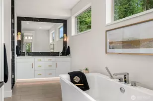 710 Chris David Dr, Steilacoom, WA 98388 - Photo 11