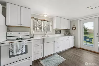 65 Chickamin Avenue, Hoquiam, WA 98550 - Photo 11