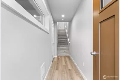 16823 Alder Way #E4, Lynnwood, WA 98037 - Photo 7