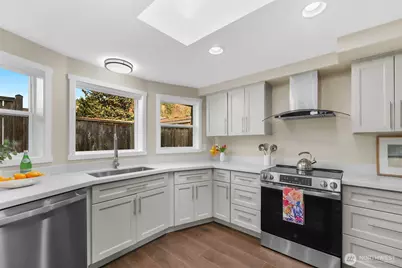 23826 7th Place W, Bothell, WA 98021 - Photo 9