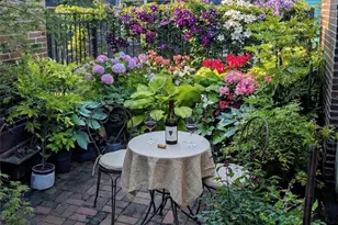 1120 17th Ave, Seattle, WA 98122 - Photo 11