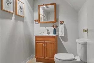 2021 NE 97th St, Seattle, WA 98115 - Photo 29