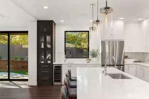 601 Chris David Dr, Steilacoom, WA 98388 - Photo 11