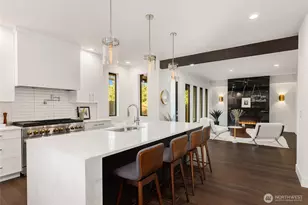 601 Chris David Dr, Steilacoom, WA 98388 - Photo 9