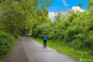 5220 21st Ave NE, Seattle, WA 98105 - Photo 23