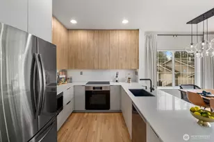 18638 NE 55th Way, Redmond, WA 98052 - Photo 3