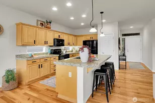 23042 NE 128th Pl, Redmond, WA 98053 - Photo 11