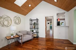 14333 Dayton Ave N, Seattle, WA 98133 - Photo 9