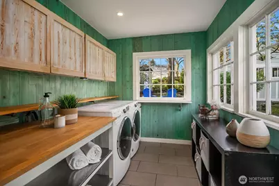 14333 Dayton Avenue N, Seattle, WA 98133 - Photo 19