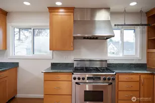 755 Wauna Vista Dr, Walla Walla, WA 99362 - Photo 9